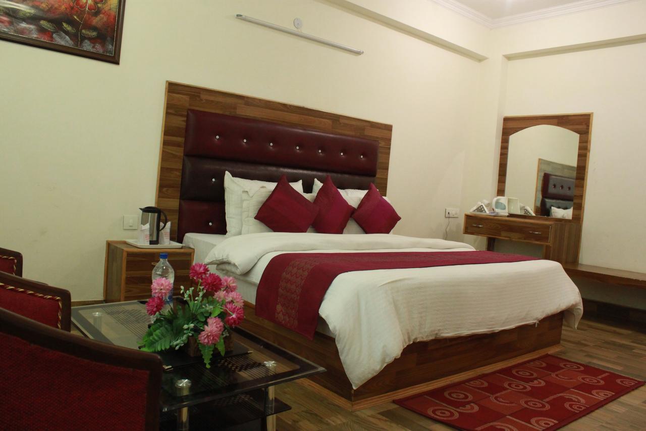 Utopia Resorts & Spa Manali  Exterior photo